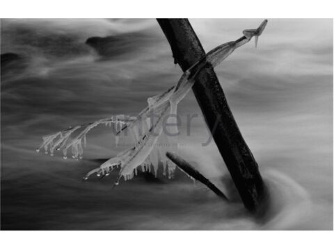 vestavene-skrine-na-miru-designglass-BW 37