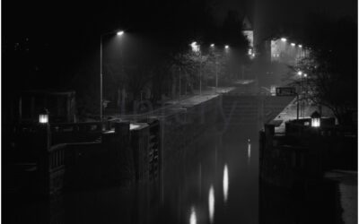 vestavene-skrine-na-miru-designglass-BW 61